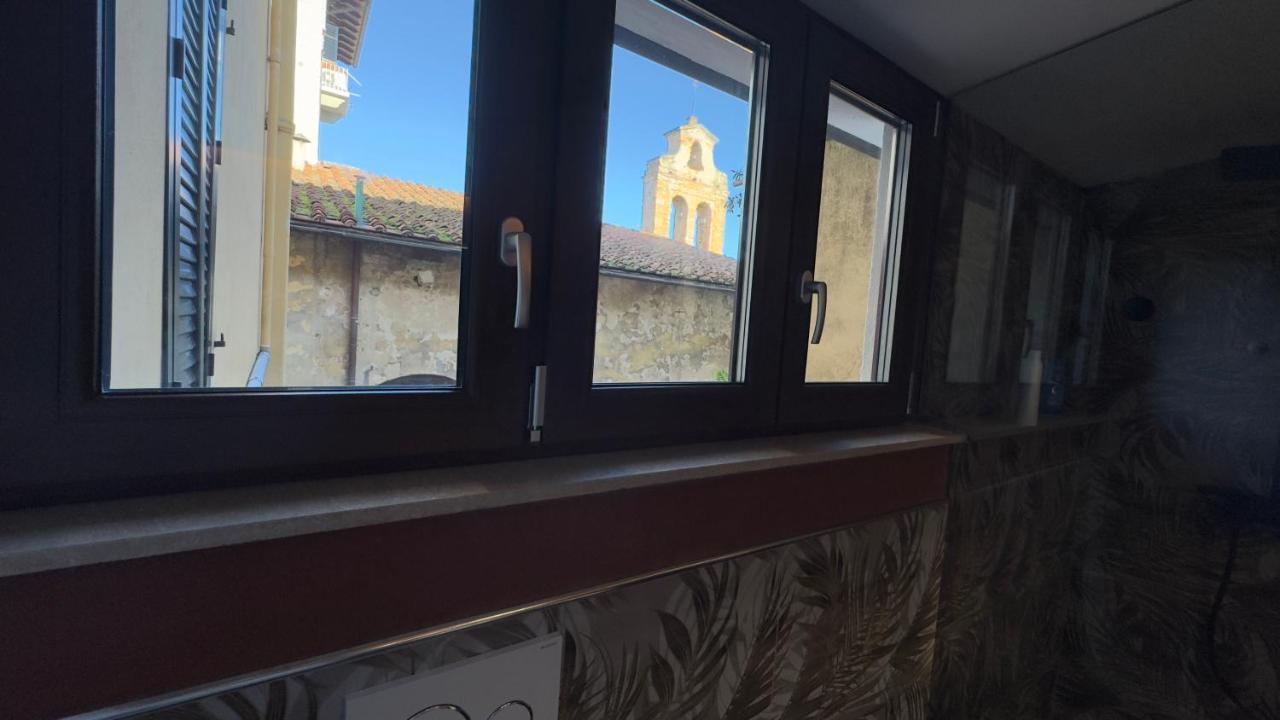 Suite Stylish & Cozy Apartment In The Heart Of Florença Exterior foto