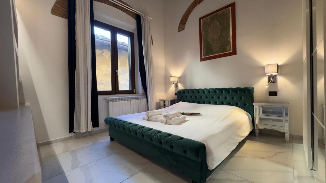 Suite Stylish & Cozy Apartment In The Heart Of Florença Exterior foto