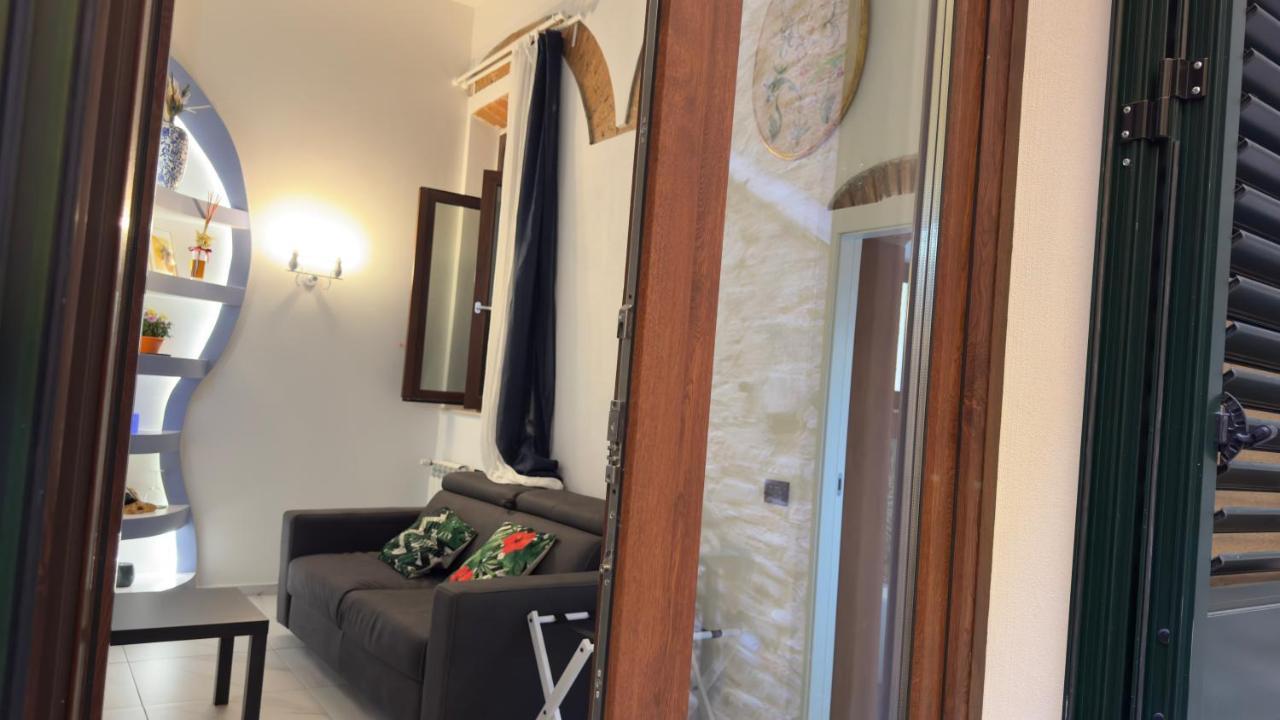 Suite Stylish & Cozy Apartment In The Heart Of Florença Exterior foto