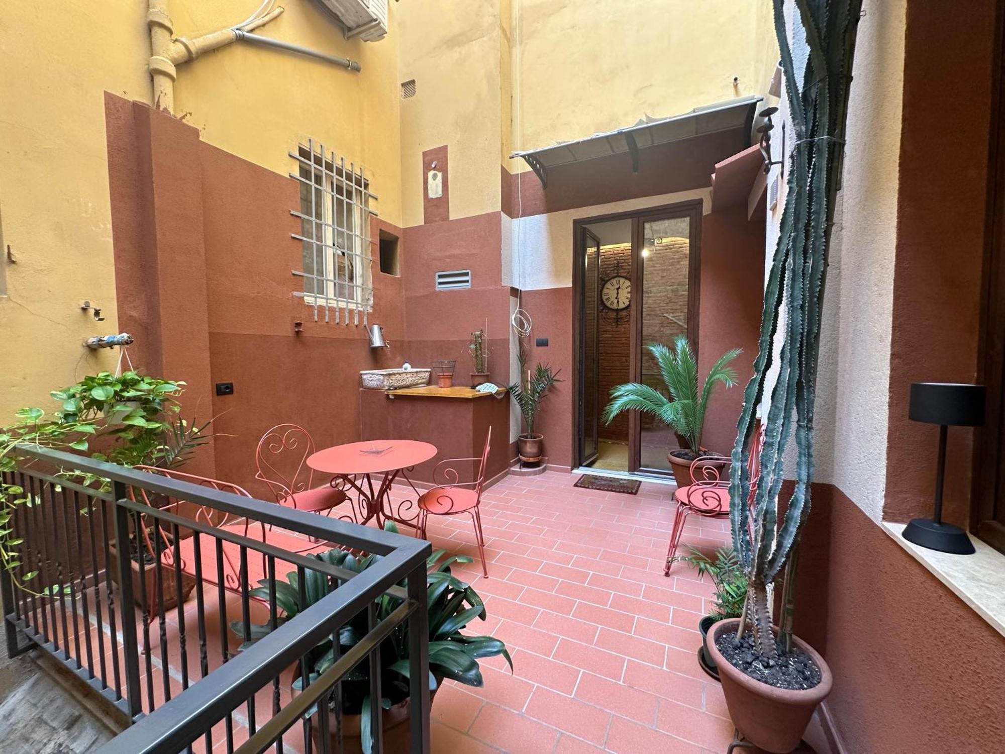 Suite Stylish & Cozy Apartment In The Heart Of Florença Exterior foto