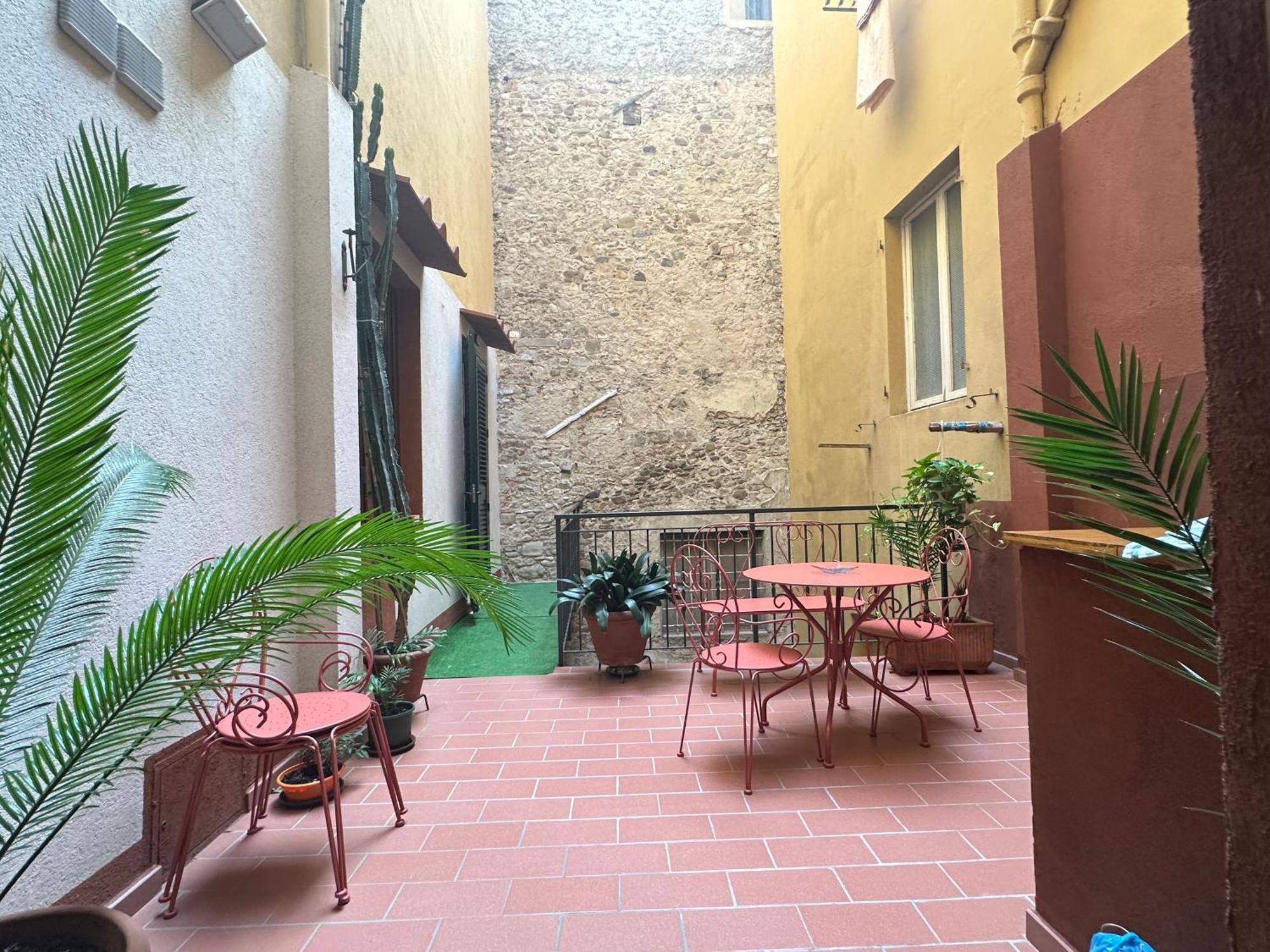 Suite Stylish & Cozy Apartment In The Heart Of Florença Exterior foto